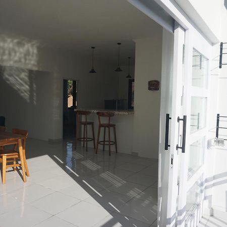 Black Sand Hostel Amed מראה חיצוני תמונה