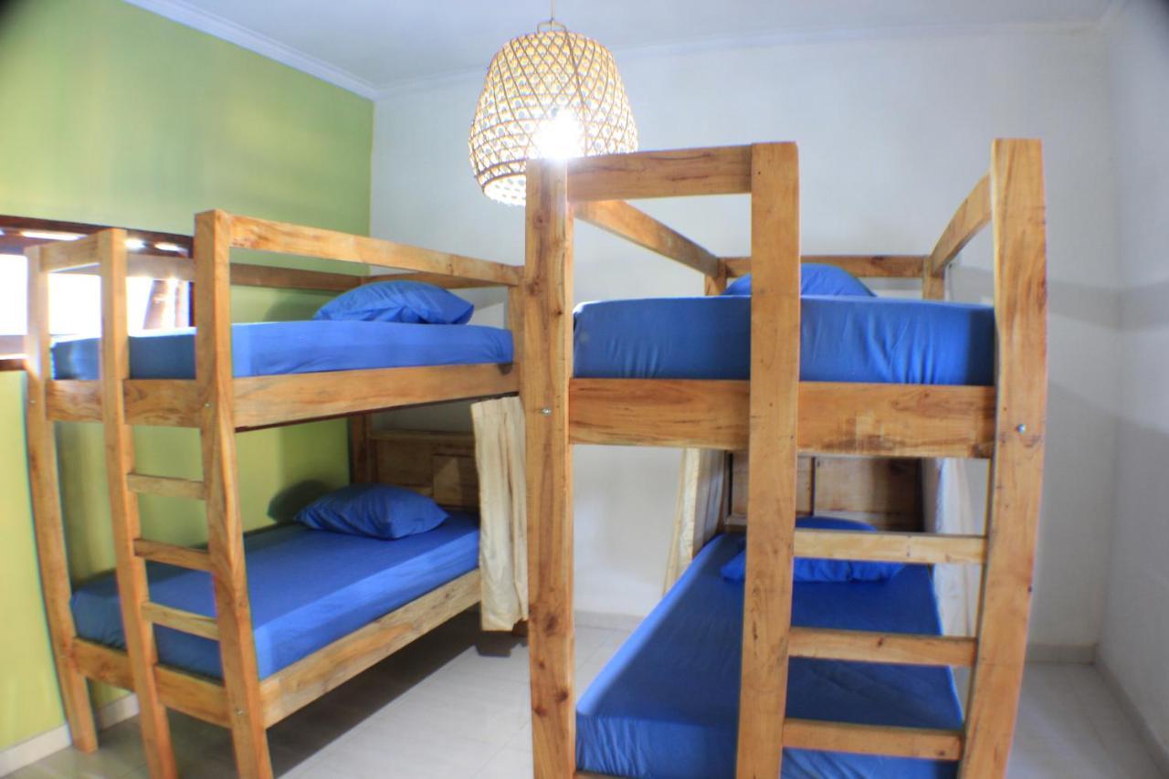 Black Sand Hostel Amed מראה חיצוני תמונה