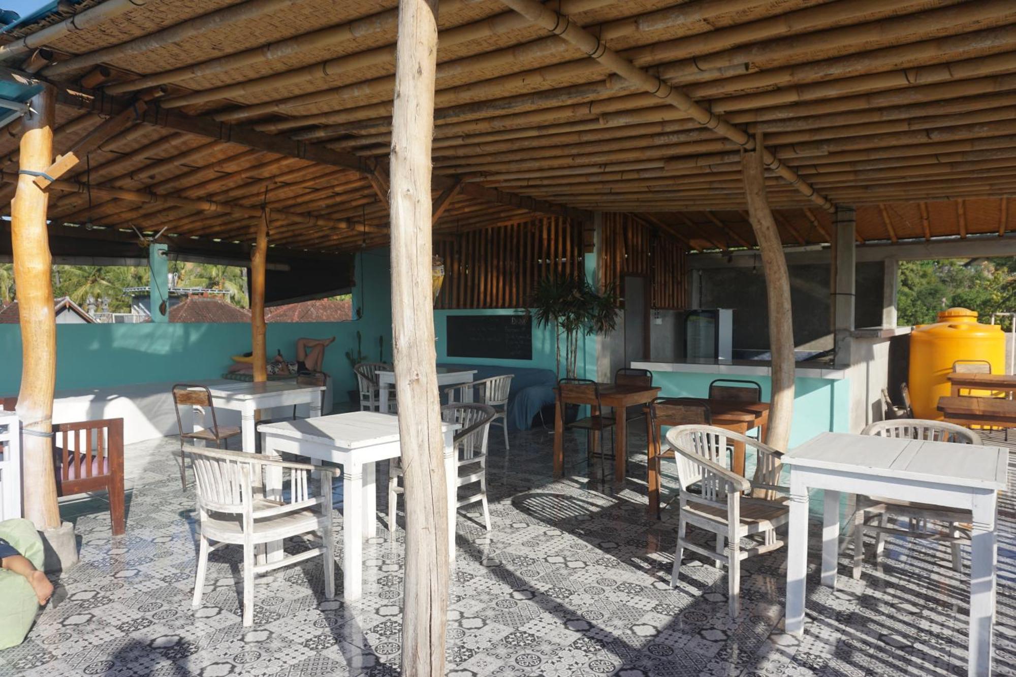 Black Sand Hostel Amed מראה חיצוני תמונה